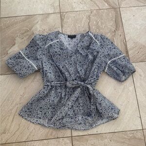Lane Bryant Floral Blue Women's wrap around top with tie size 18